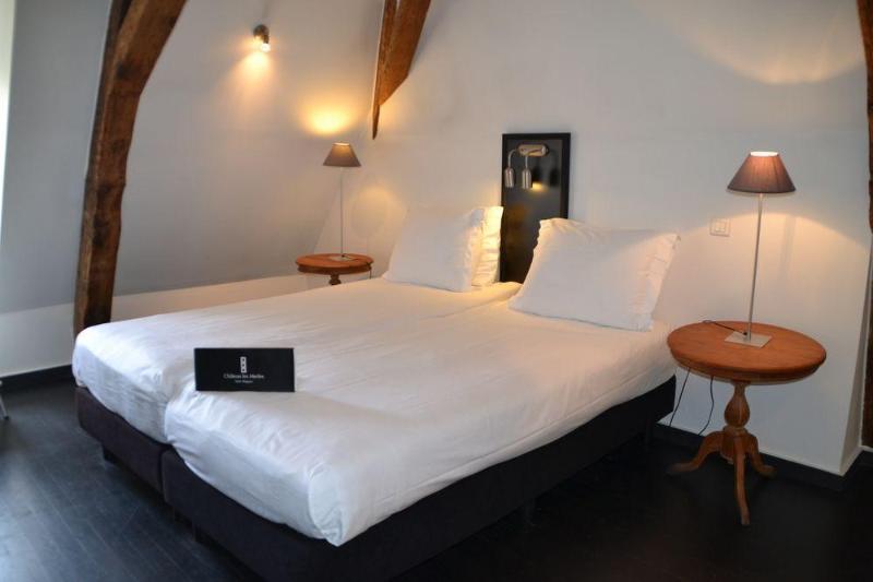 Chateau Les Merles Et Ses Villas Mouleydier ภายนอก รูปภาพ