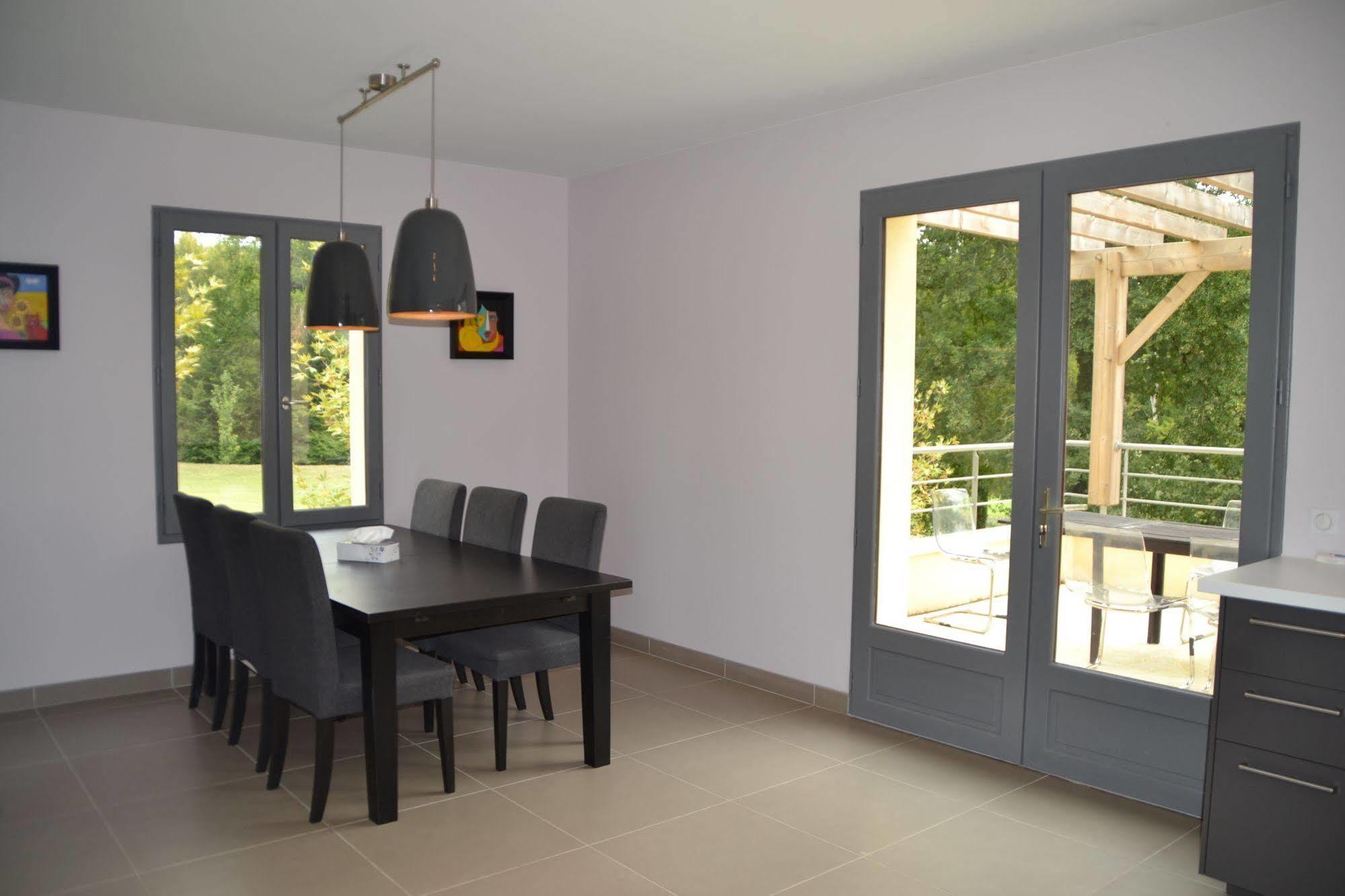 Chateau Les Merles Et Ses Villas Mouleydier ภายนอก รูปภาพ