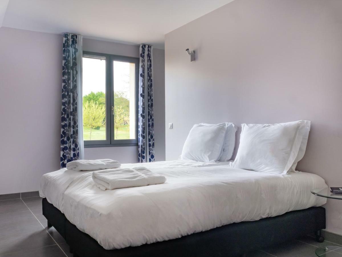 Chateau Les Merles Et Ses Villas Mouleydier ภายนอก รูปภาพ